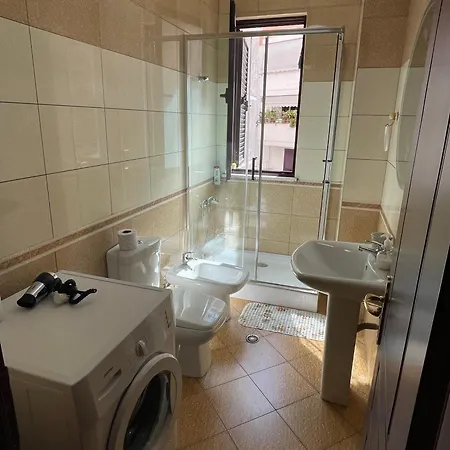 Roni's Appartamento Shkodër